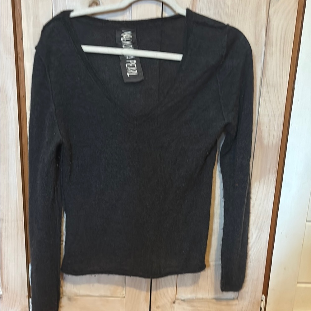 Magnolia Pearl Cashmere sweater